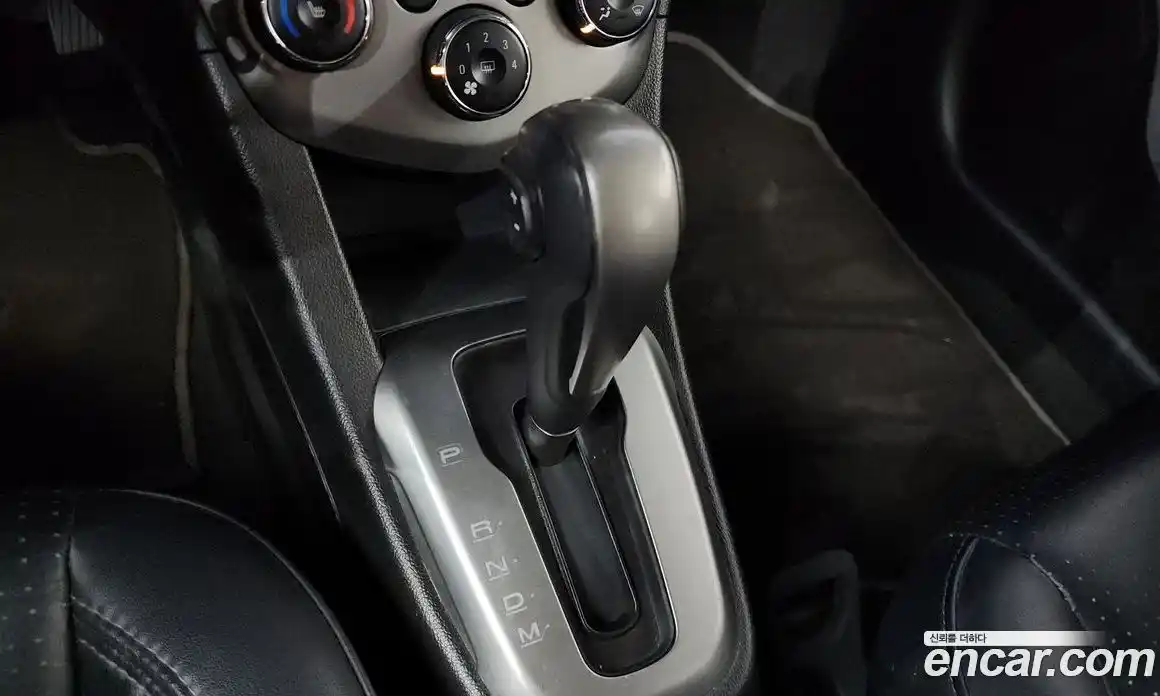 Chevrolet Aveo 2013 1.6 Автомат в Москве № 103258, фото 9