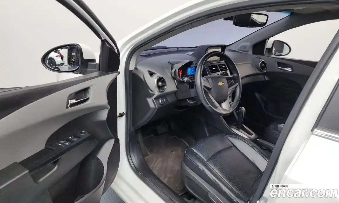 Chevrolet Aveo 2013 1.6 Автомат в Москве № 103258, фото 10