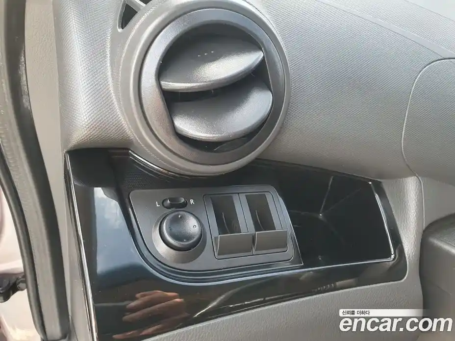 Chevrolet Spark 2012 1.0 Автомат в Москве № 104222, фото 13