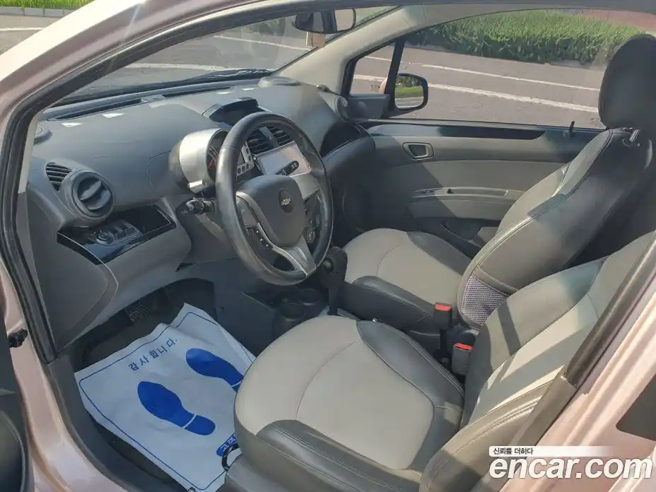 Chevrolet Spark 2012 1.0 Автомат в Москве № 104222, фото 8