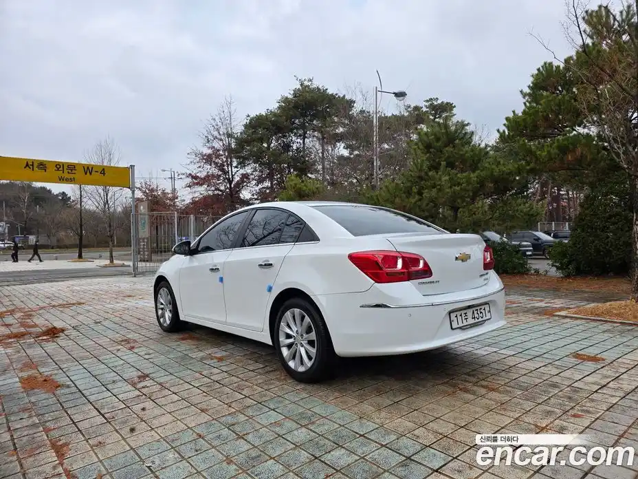 Chevrolet Cruze 2015 1.4 Автомат в Москве № 104324, фото 4