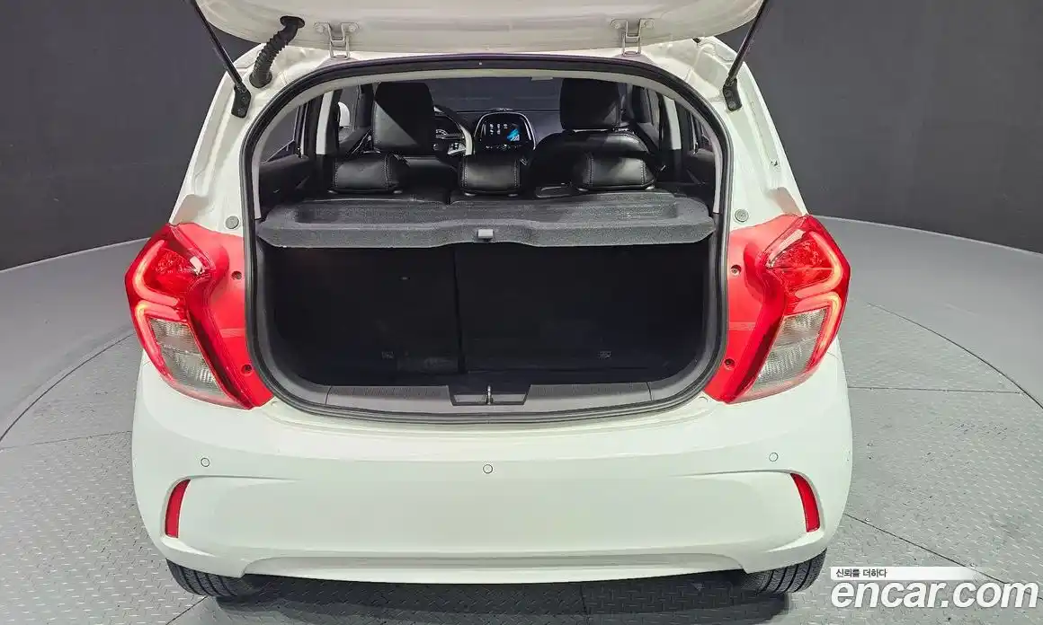 Chevrolet Spark 2016 1.0 Автомат в Москве № 105389, фото 20