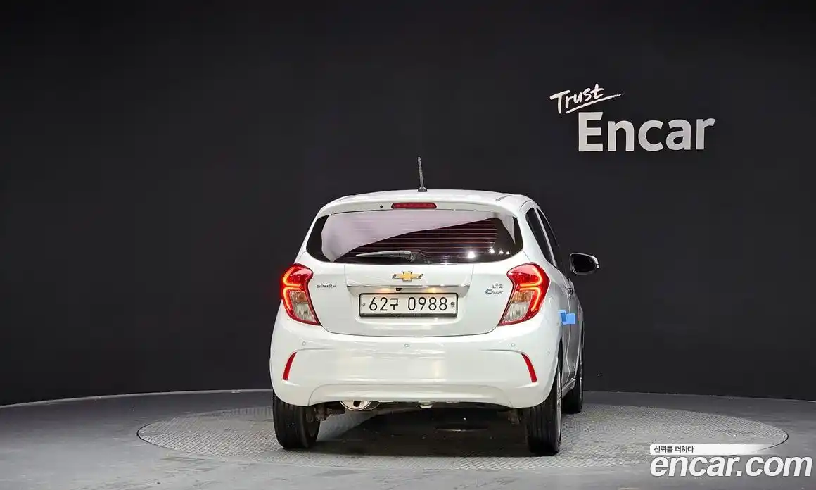 Chevrolet Spark 2016 1.0 Автомат в Москве № 105389, фото 4