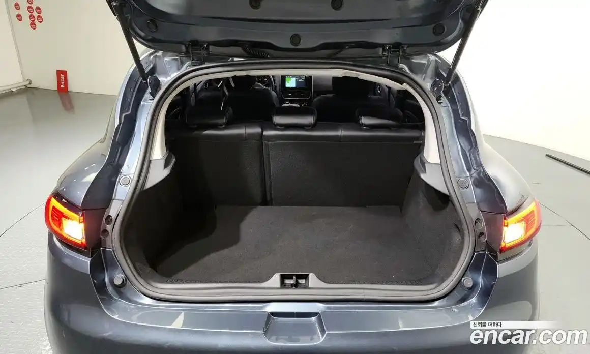 Renault Cilo 2019 1.5 Автомат в Москве № 107319, фото 9