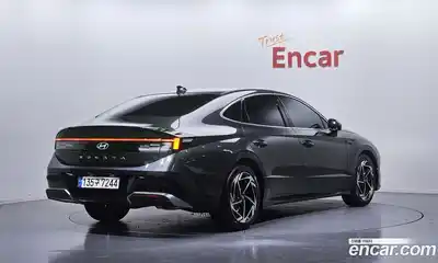 Hyundai Sonata 2024 1.6 Автомат в Москве № 107885, миниатюра 2