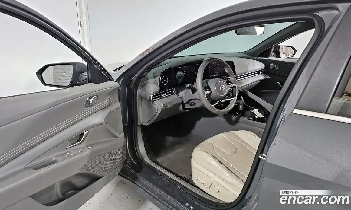 Hyundai Avante 2024 1.6 Автомат в Москве № 109377, фото 14