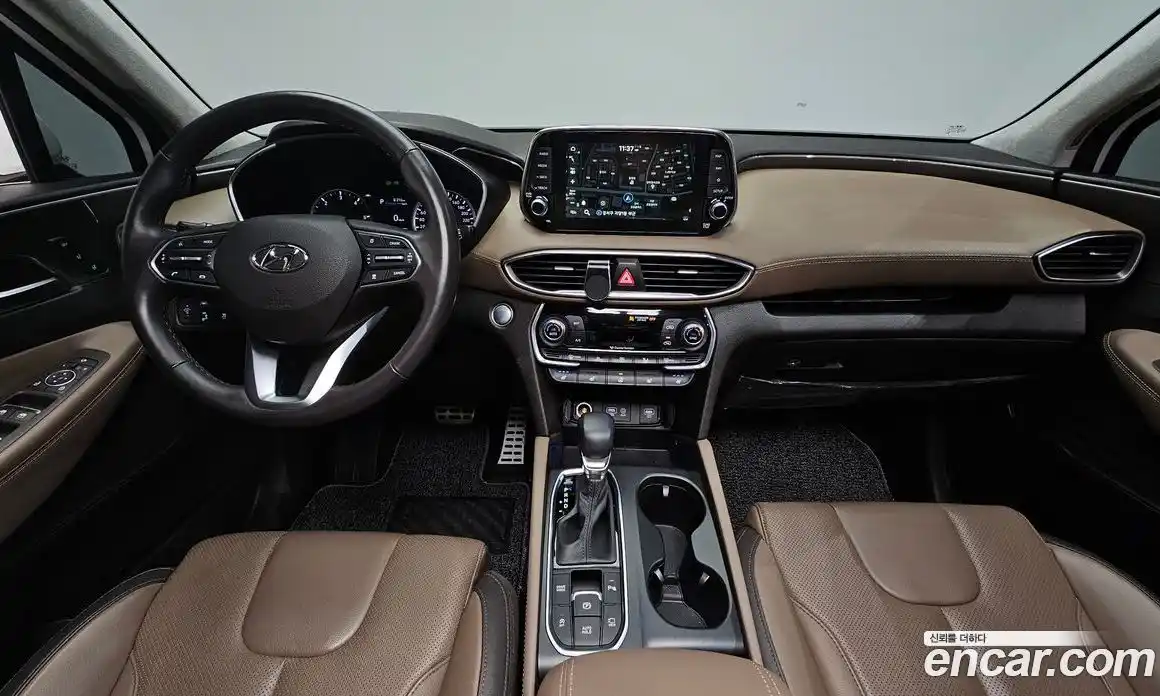 Hyundai Santa Fe 2019 2.0 Автомат в Москве № 110397, фото 11