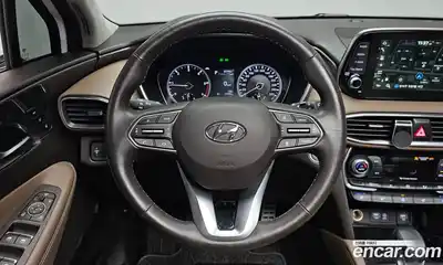 Hyundai Santa Fe 2019 2.0 Автомат в Москве № 110397, миниатюра 2