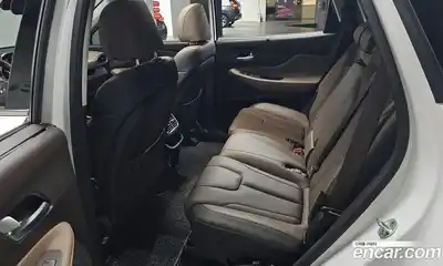 Hyundai Santa Fe 2019 2.0 Автомат в Москве № 110397, миниатюра 4