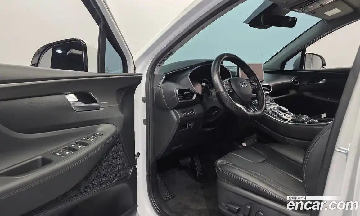 Hyundai Santa Fe 2023 2.5 Автомат в Москве № 112836, фото 12