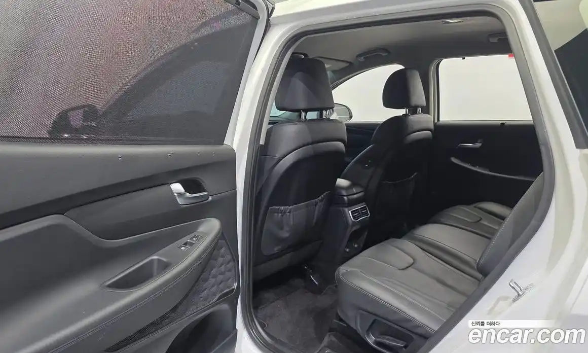 Hyundai Santa Fe 2023 2.5 Автомат в Москве № 112836, фото 17