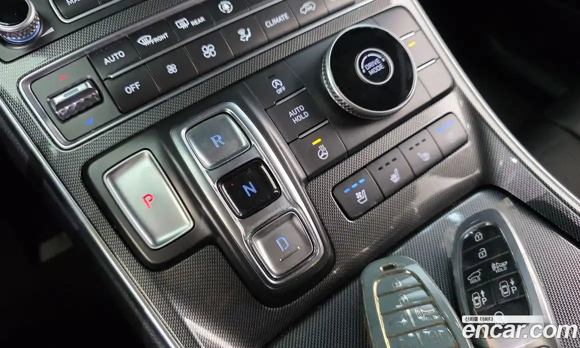 Hyundai Santa Fe 2023 2.5 Автомат в Москве № 112836, фото 3