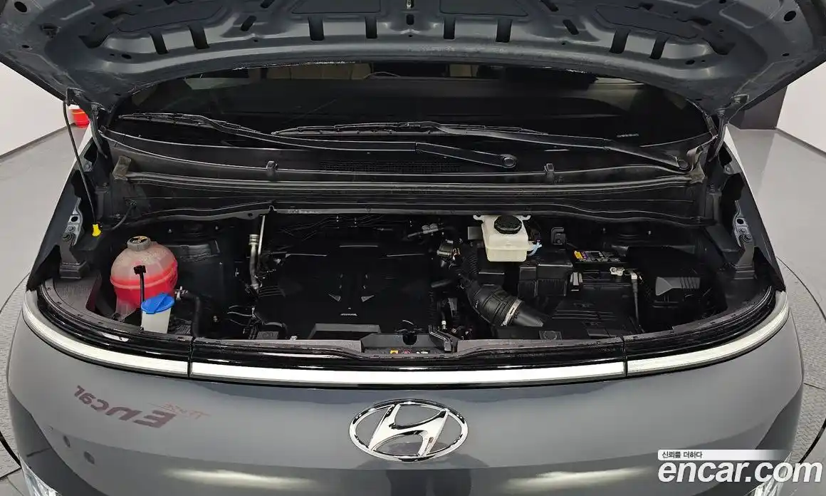 Hyundai Staria 2024 3.5 Автомат в Москве № 113196, фото 11