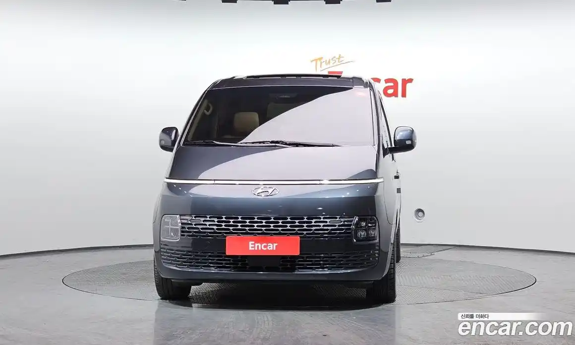 Hyundai Staria 2024 3.5 Автомат в Москве № 113196, фото 4