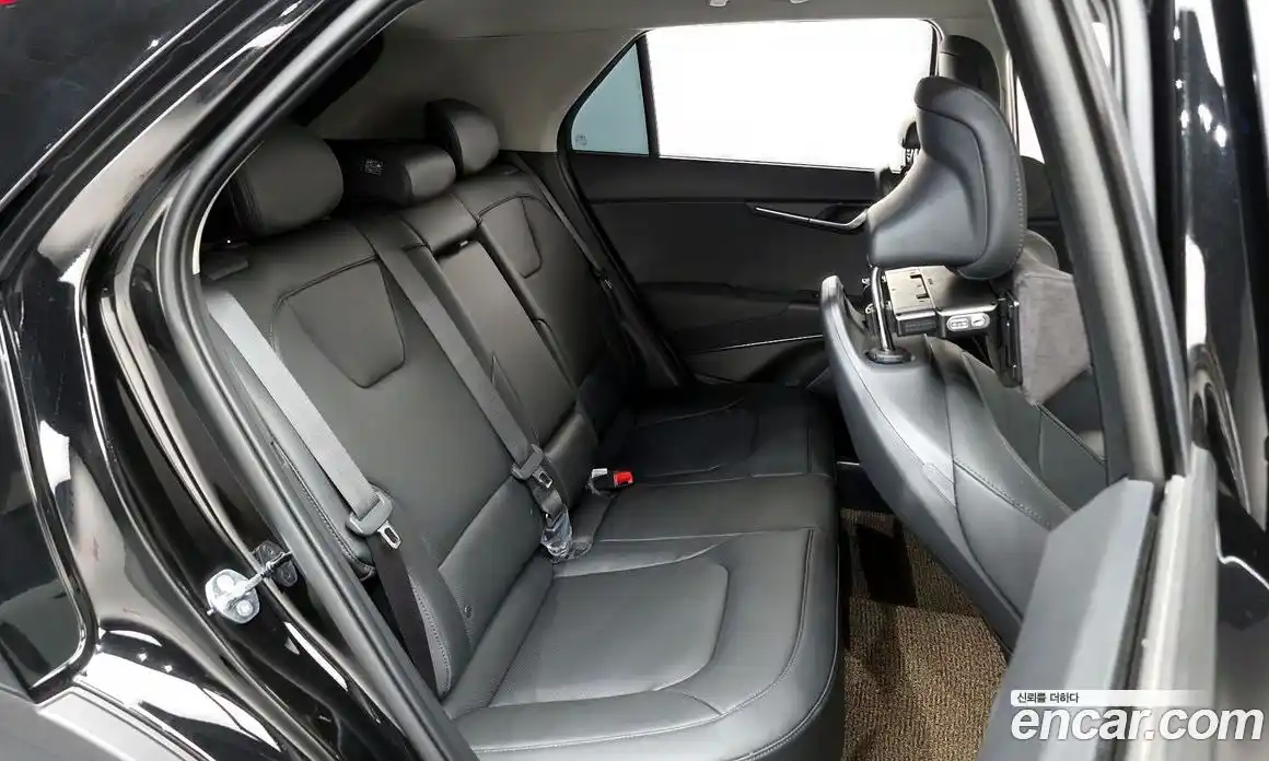 Kia Niro 2026 1.6 Автомат в Москве № 114100, фото 6