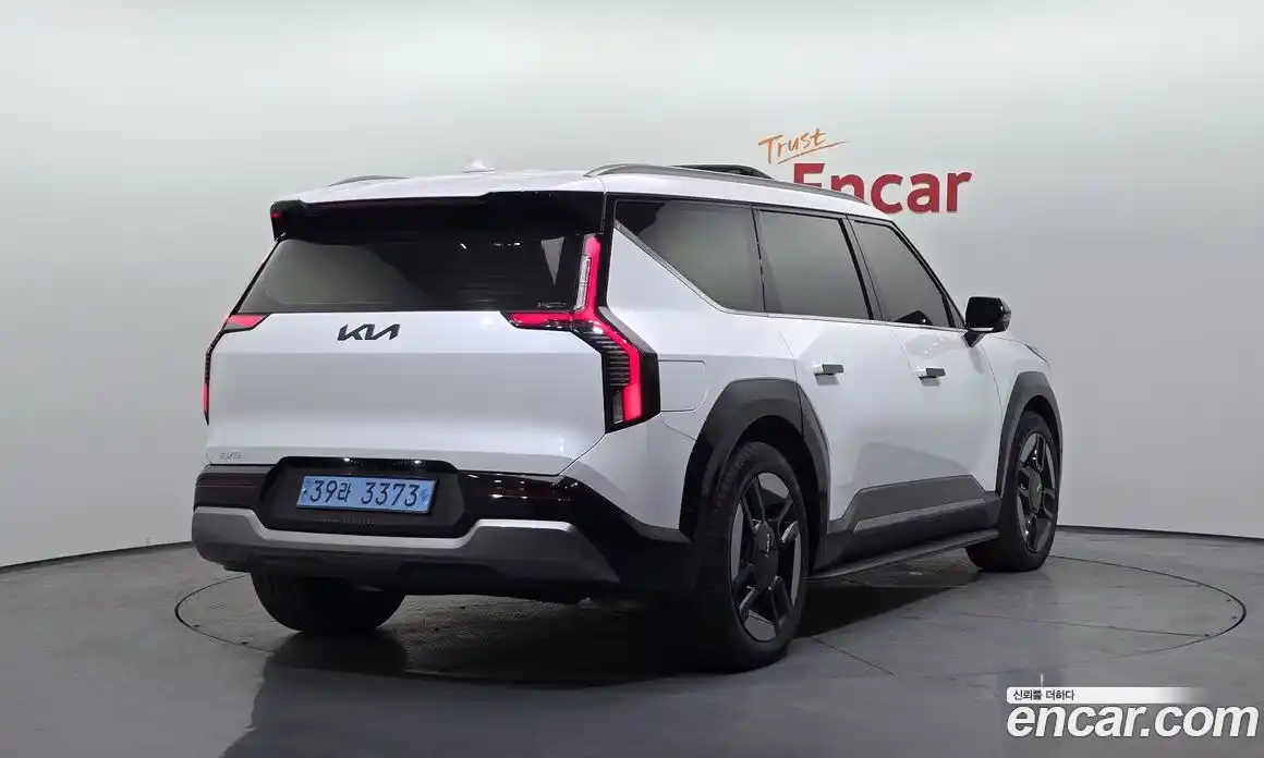 Kia EV9 2024 0.2 Автомат в Москве № 115441, фото 13
