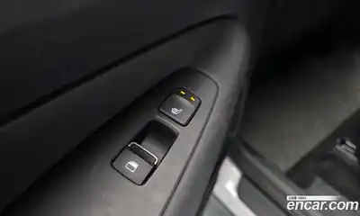 Hyundai Santa Fe 2023 2.2 Автомат в Москве № 116183, миниатюра 2