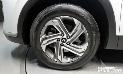 Hyundai Santa Fe 2023 2.2 Автомат в Москве № 116183, миниатюра 5