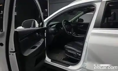 Hyundai Santa Fe 2023 2.2 Автомат в Москве № 116183, миниатюра 9