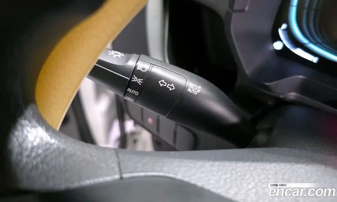 Kia Ray 2023 1.0 Автомат в Москве № 120122, фото 16