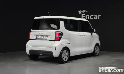 Kia Ray 2023 1.0 Автомат в Москве № 120122, миниатюра 2