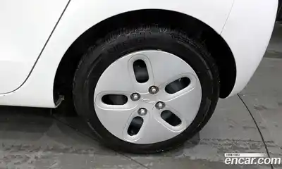 Kia Ray 2023 1.0 Автомат в Москве № 120122, миниатюра 5