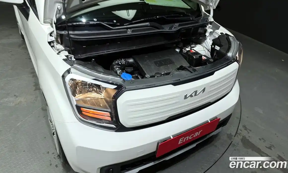 Kia Ray 2023 1.0 Автомат в Москве № 120122, фото 6