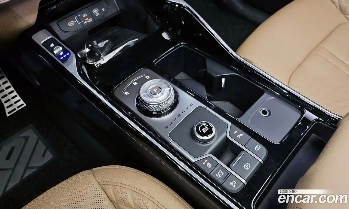 Kia Sorento 2024 1.6 Автомат в Москве № 120689, фото 3