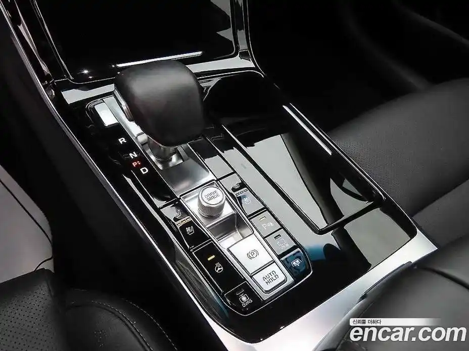 Kia K7 2020 2.5 Автомат в Москве № 121757, фото 11