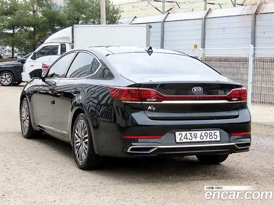 Kia K7 2020 2.5 Автомат в Москве № 121757, фото 3