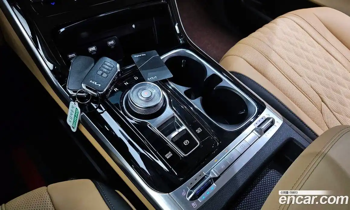 Kia Canival 2022 3.5 Автомат в Москве № 122825, фото 6