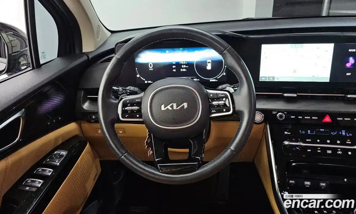 Kia Canival 2022 3.5 Автомат в Москве № 122825, фото 8