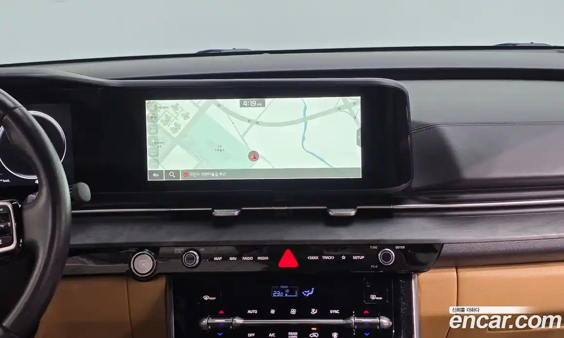 Kia Canival 2023 3.5 Автомат в Москве № 123774, фото 11