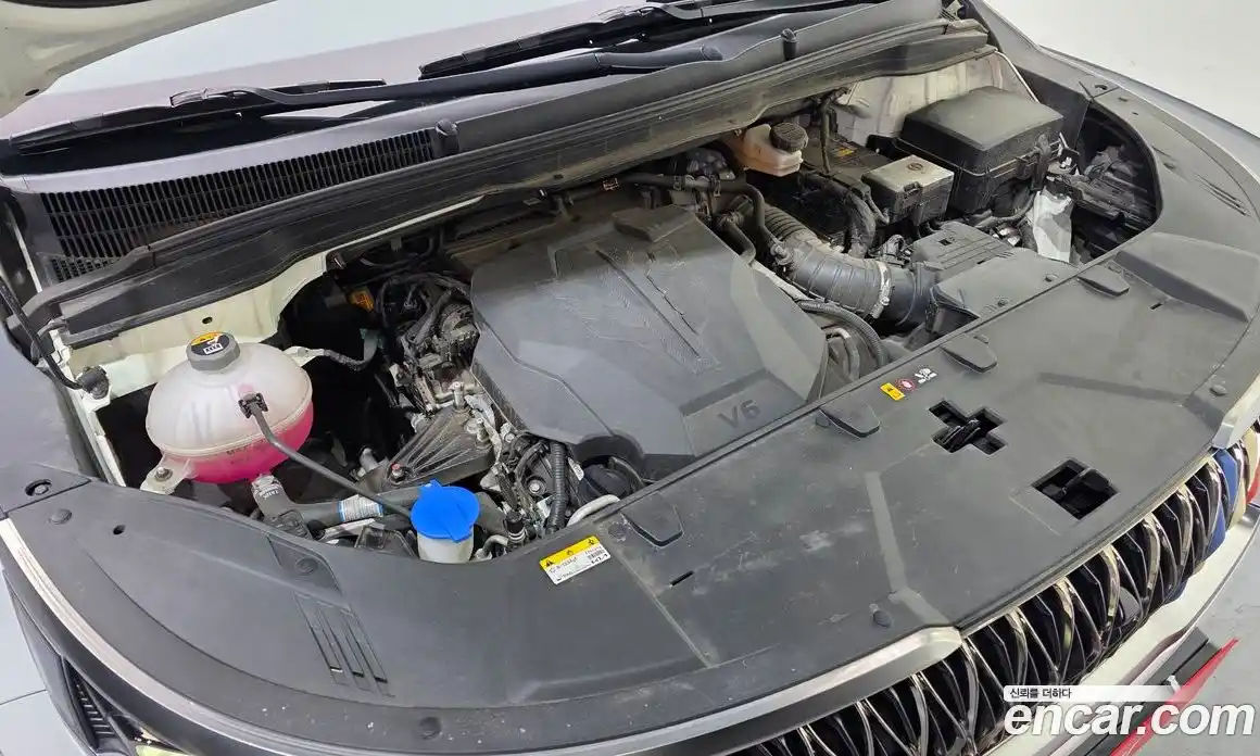 Kia Canival 2023 3.5 Автомат в Москве № 123774, фото 16