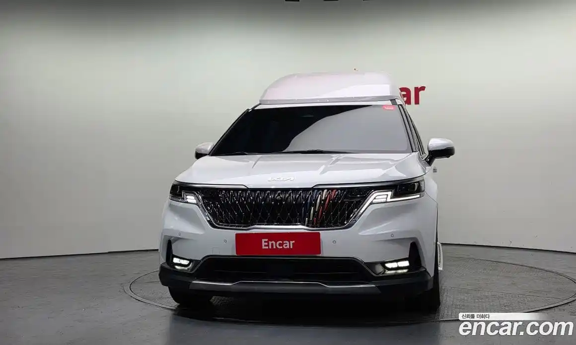 Kia Canival 2023 3.5 Автомат в Москве № 123774, фото 19