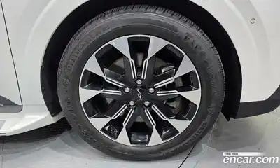 Kia Canival 2023 3.5 Автомат в Москве № 123774, миниатюра 9