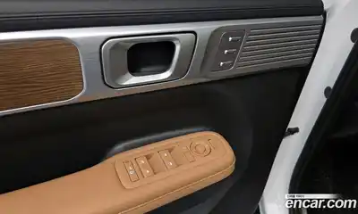 Hyundai Santa Fe 2024 2.5 Автомат в Москве № 126276, миниатюра 11