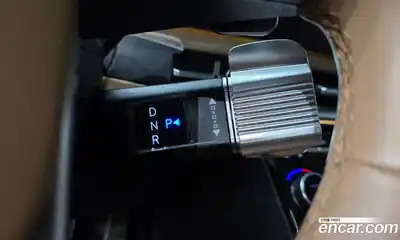 Hyundai Santa Fe 2024 2.5 Автомат в Москве № 126276, миниатюра 9