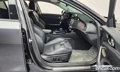 Kia Stinger 2023 2.5 Автомат в Москве № 132980, миниатюра 6