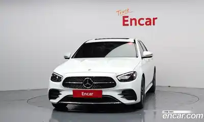 Mercedes-Benz E-Class 2023 2.0 Автомат в Москве № 135352, миниатюра 3