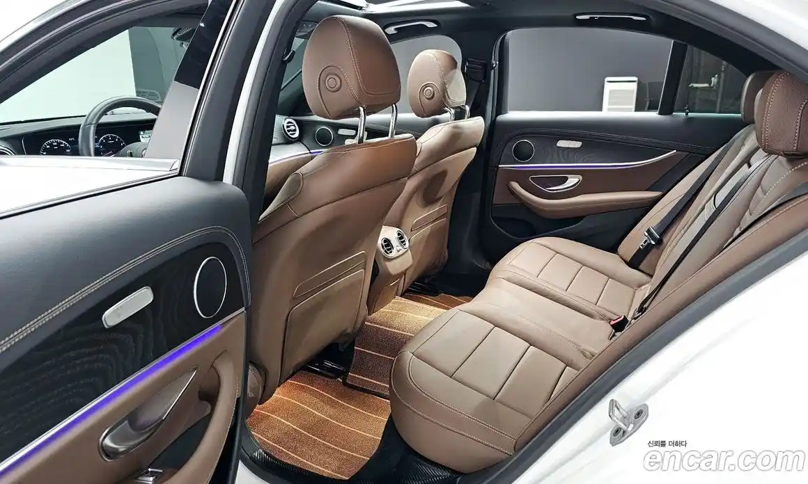 Mercedes-Benz E-Class 2023 2.0 Автомат в Москве № 135352, фото 10