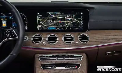 Mercedes-Benz E-Class 2022 2.0 Автомат в Москве № 139584, миниатюра 12