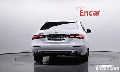 Mercedes-Benz E-Class 2022 2.0 Автомат в Москве № 139584, миниатюра 4