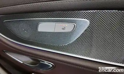 Mercedes-Benz CLS-Class 2019 1.9 Автомат в Москве № 141907, миниатюра 8