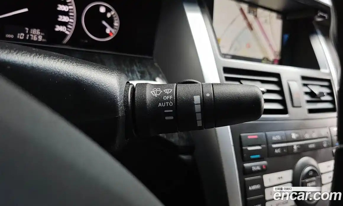 Renault SM7 2009 2.3 Автомат в Москве № 147850, фото 16