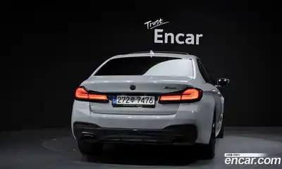 BMW 5-Series 2022 2.0 Автомат в Москве № 157861, миниатюра 2