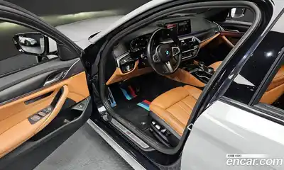 BMW 5-Series 2022 2.0 Автомат в Москве № 157861, миниатюра 3