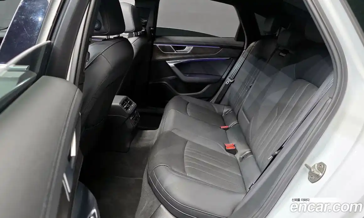 Audi A6 2023 2.0 Автомат в Москве № 162473, фото 6