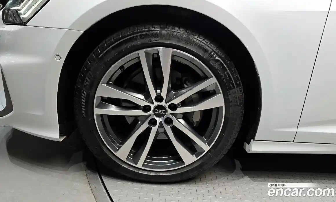 Audi A6 2023 2.0 Автомат в Москве № 162473, фото 7