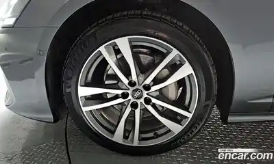 Audi A6 2023 2.0 Автомат в Москве № 162747, миниатюра 4